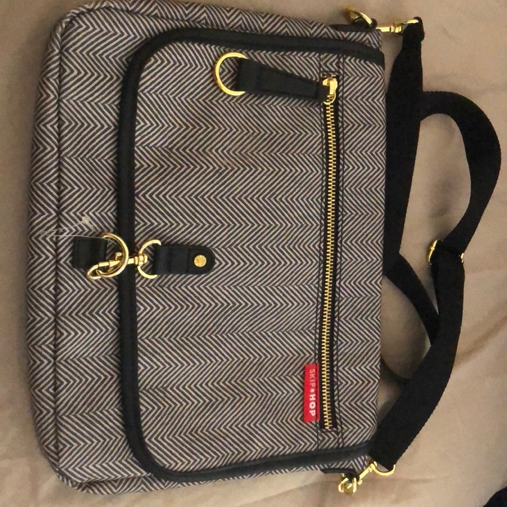 Skip hop crossbody diaper clutch